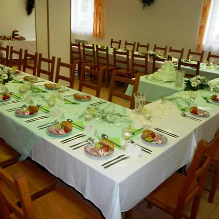Rekreacni Areal Otel 2*